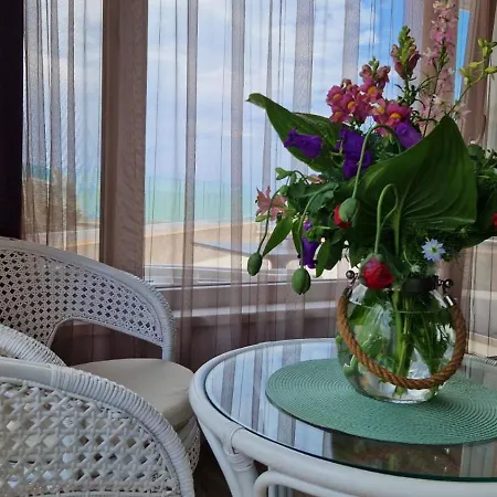Konukevi Flora Süzebolu