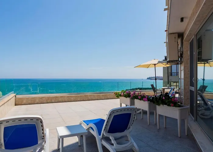 게스트하우스 Flora 4*