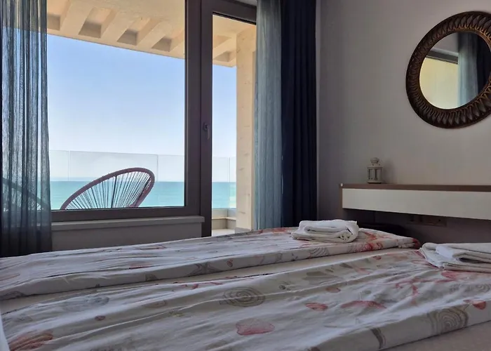 게스트하우스 Flora 4*